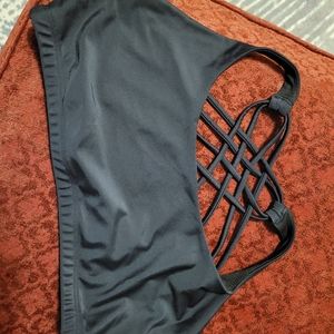 Onzie flow yoga bra